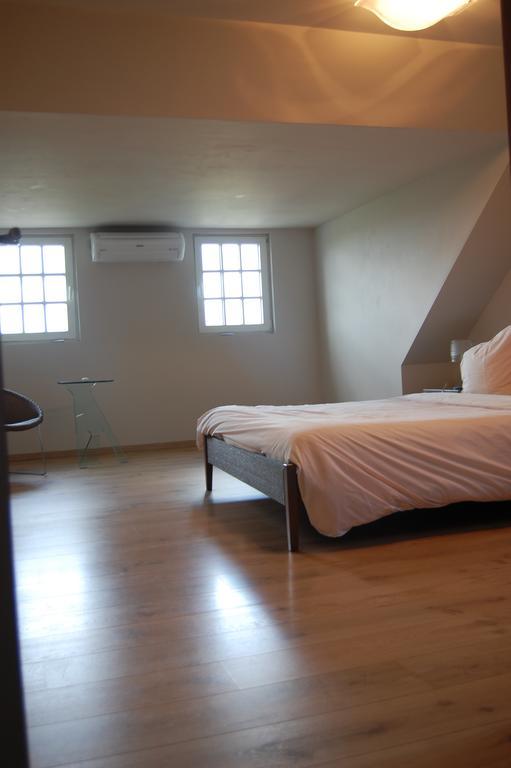 B&B De Peperbus Lokeren Exteriör bild